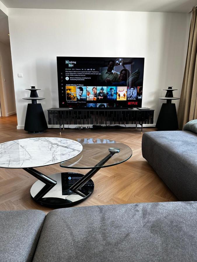 Luxury Penthouse At The Historical Centre With Free Parking Lejlighed Bratislava Eksteriør billede