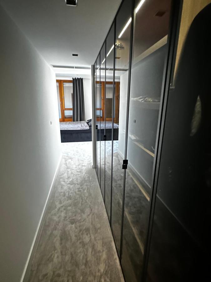Luxury Penthouse At The Historical Centre With Free Parking Lejlighed Bratislava Eksteriør billede