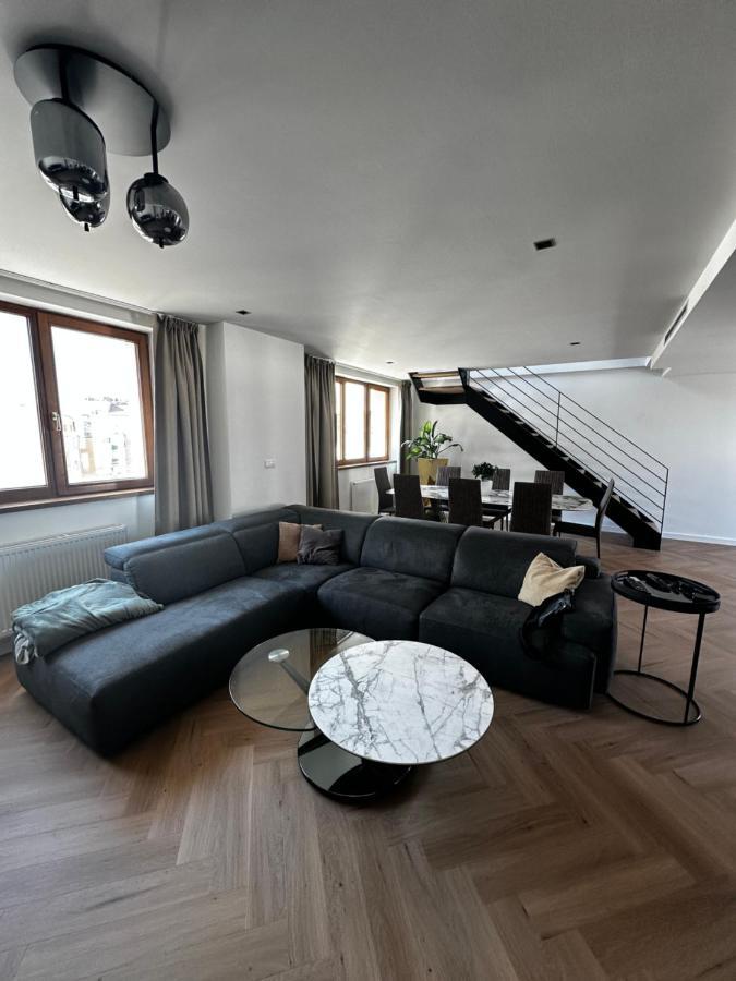 Luxury Penthouse At The Historical Centre With Free Parking Lejlighed Bratislava Eksteriør billede