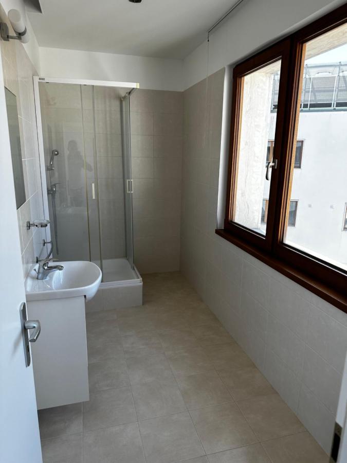 Luxury Penthouse At The Historical Centre With Free Parking Lejlighed Bratislava Eksteriør billede