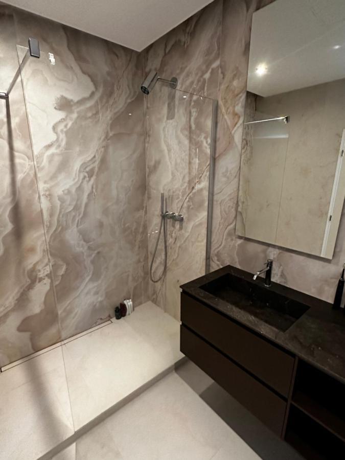 Luxury Penthouse At The Historical Centre With Free Parking Lejlighed Bratislava Eksteriør billede