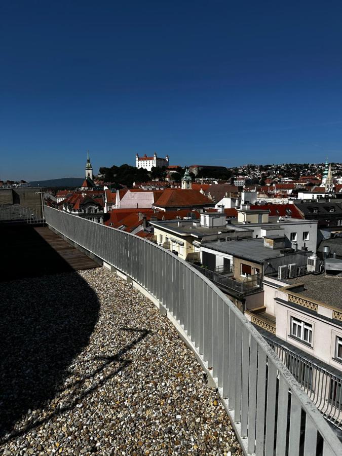 Luxury Penthouse At The Historical Centre With Free Parking Lejlighed Bratislava Eksteriør billede
