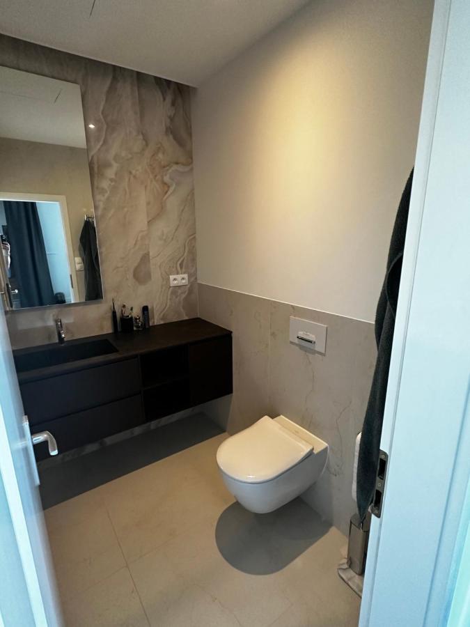 Luxury Penthouse At The Historical Centre With Free Parking Lejlighed Bratislava Eksteriør billede