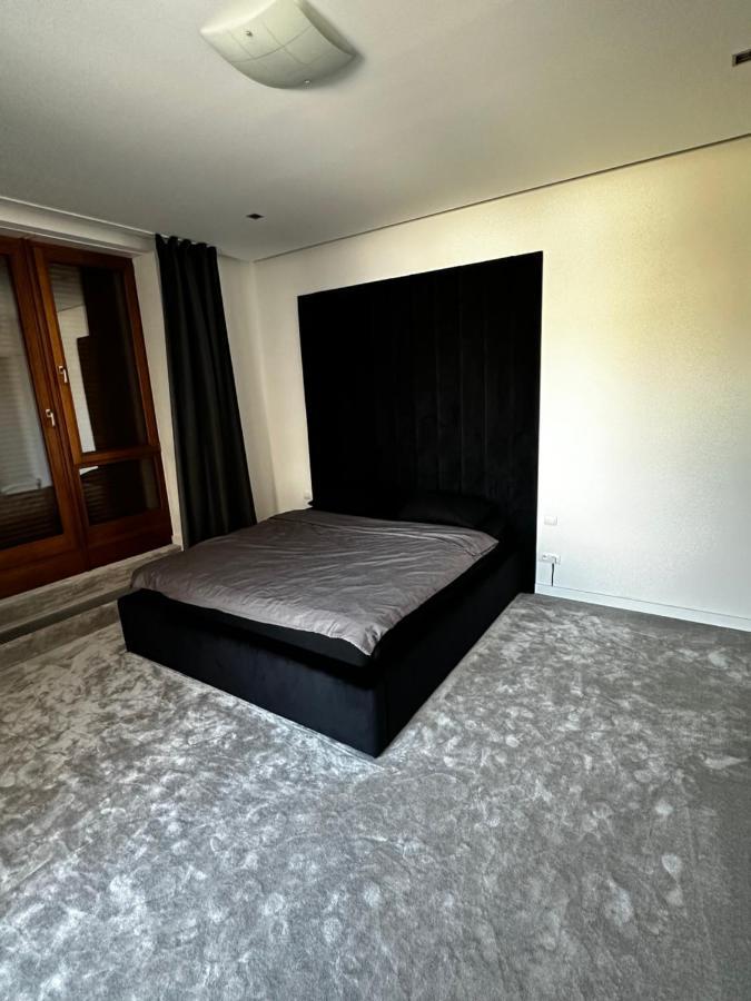 Luxury Penthouse At The Historical Centre With Free Parking Lejlighed Bratislava Eksteriør billede