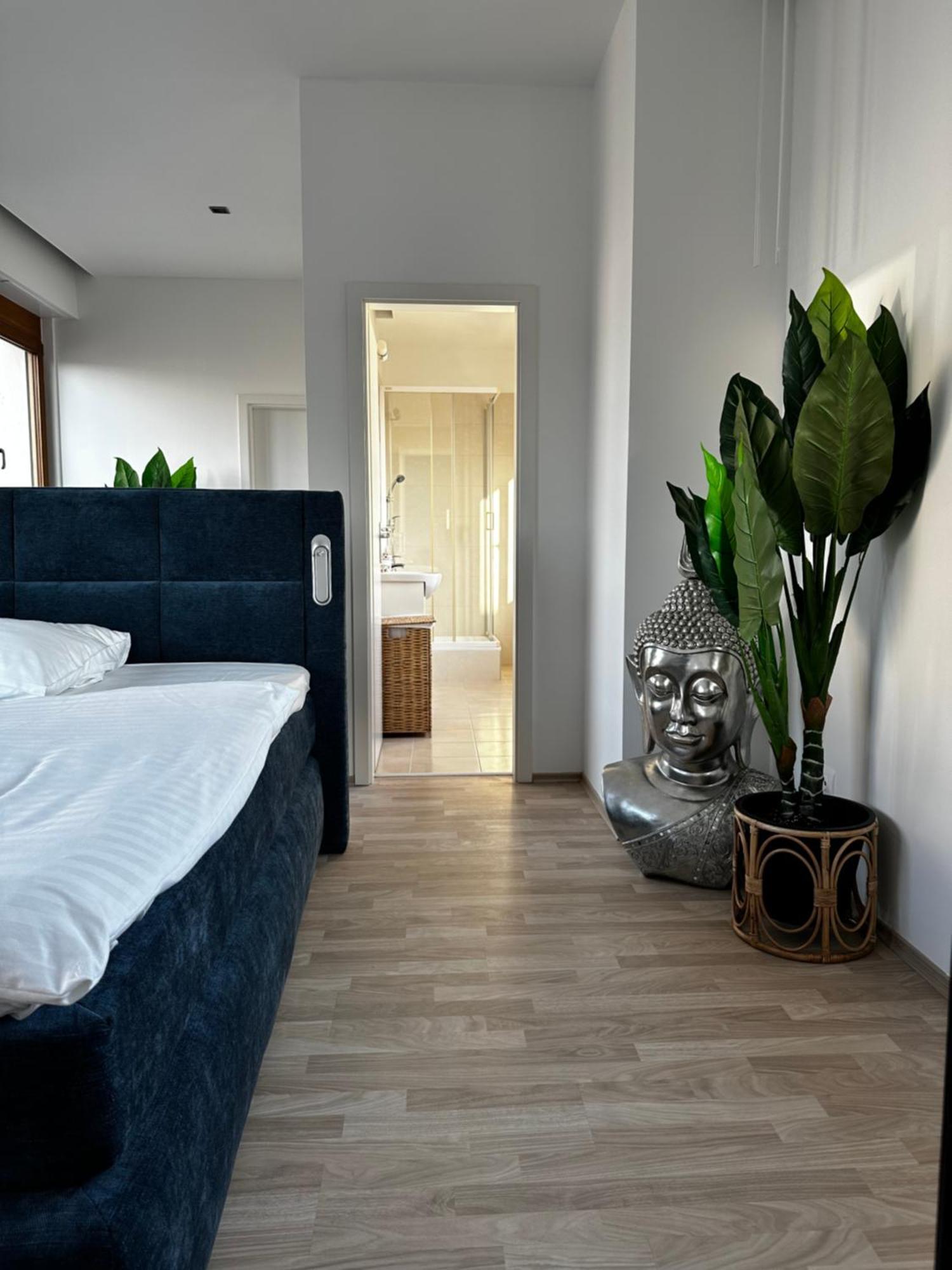 Luxury Penthouse At The Historical Centre With Free Parking Lejlighed Bratislava Eksteriør billede